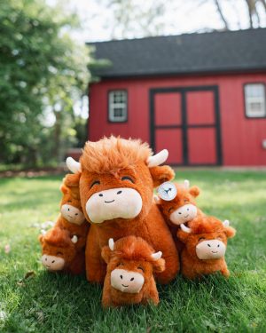 Jumbo Highland Cow Plushie